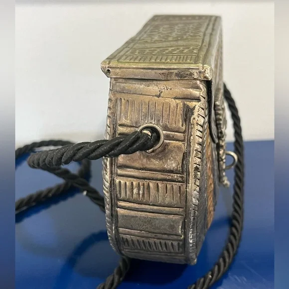 Free People Hammered Metal Bag Purse Hard Case Brass Silver Black Cord Crossbody - Picture 3 of 9